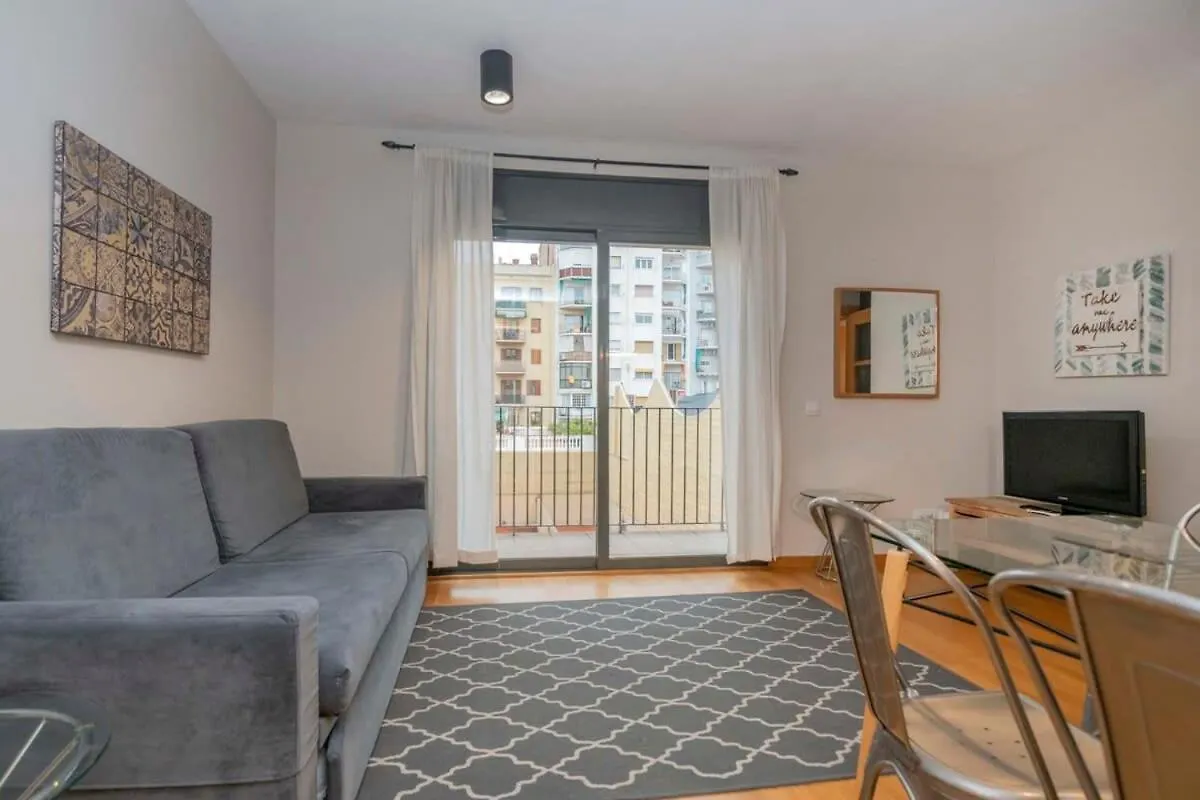 2 Bedroom With Balcony In Eixample 1-1 バルセロナ アパート