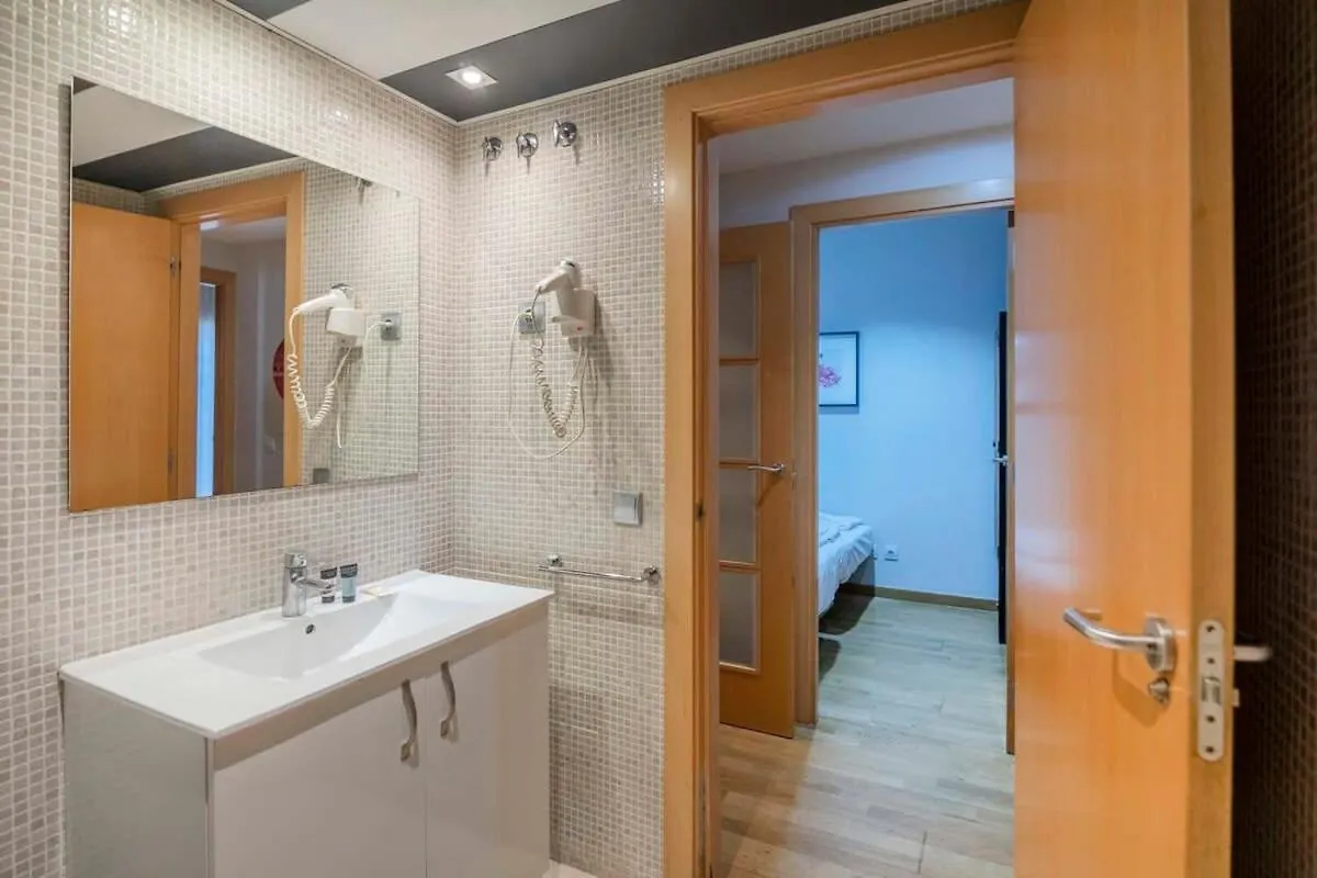Lägenhet 2 Bedroom With Balcony In Eixample 1-1 Barcelona Spanien