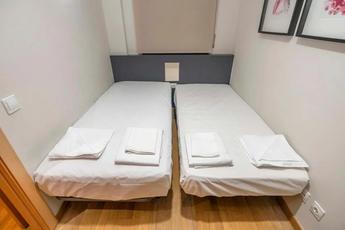 Lägenhet 2 Bedroom With Balcony In Eixample 1-1 Barcelona